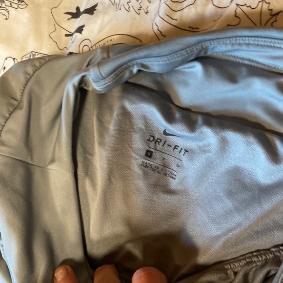 Assorted short shorts - Picture 8 of 13